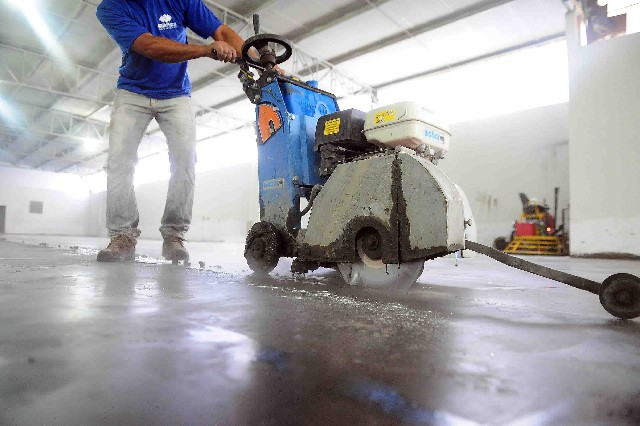 Foto 4 - Piso industrial nivelado a laser